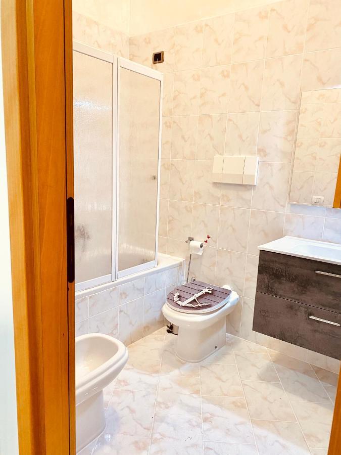 Suite Gaia Bari Exterior foto